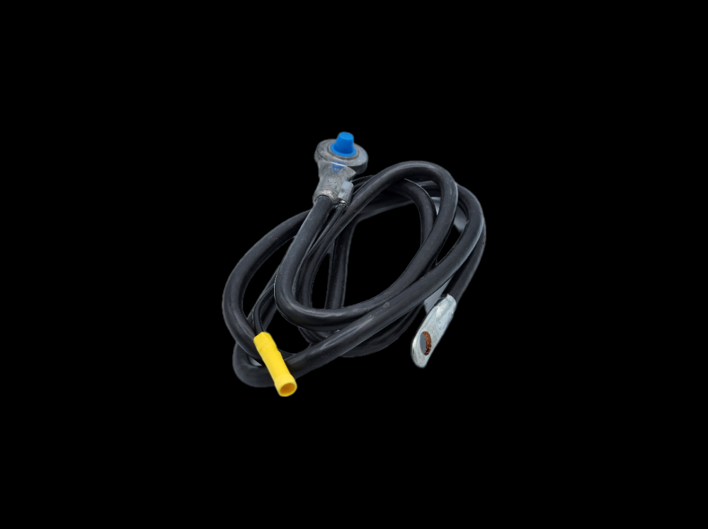 BATT CBL 4GA-SIDE TERM W/LEAD 65Inch BLACK
